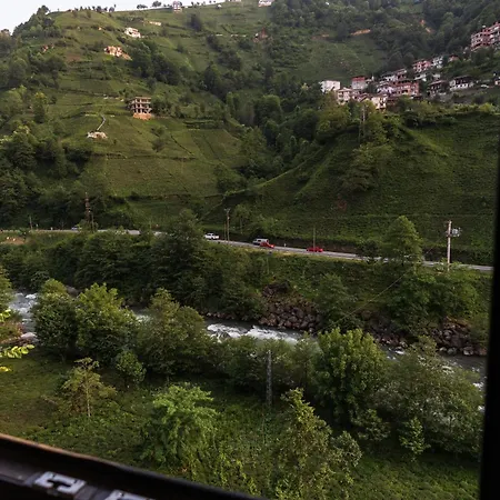 Appart hôtel Cayirci Çamlıhemşin
